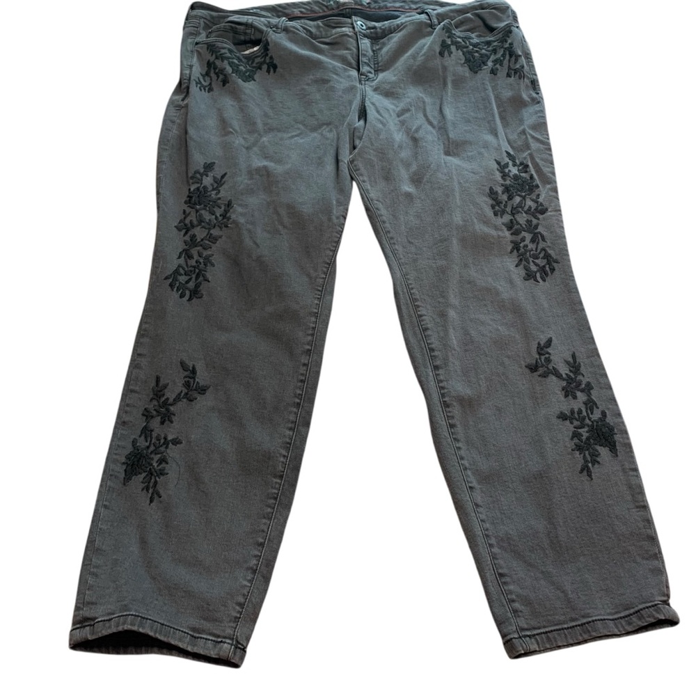 Torrid Floral Embroidered Black Stretch Jeans